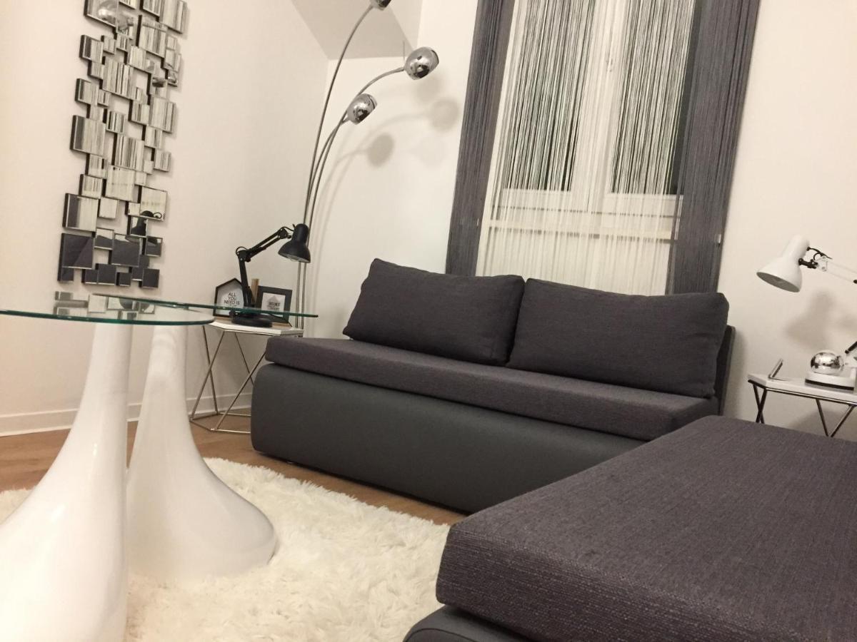 Apartment New Chic Supetar Buitenkant foto