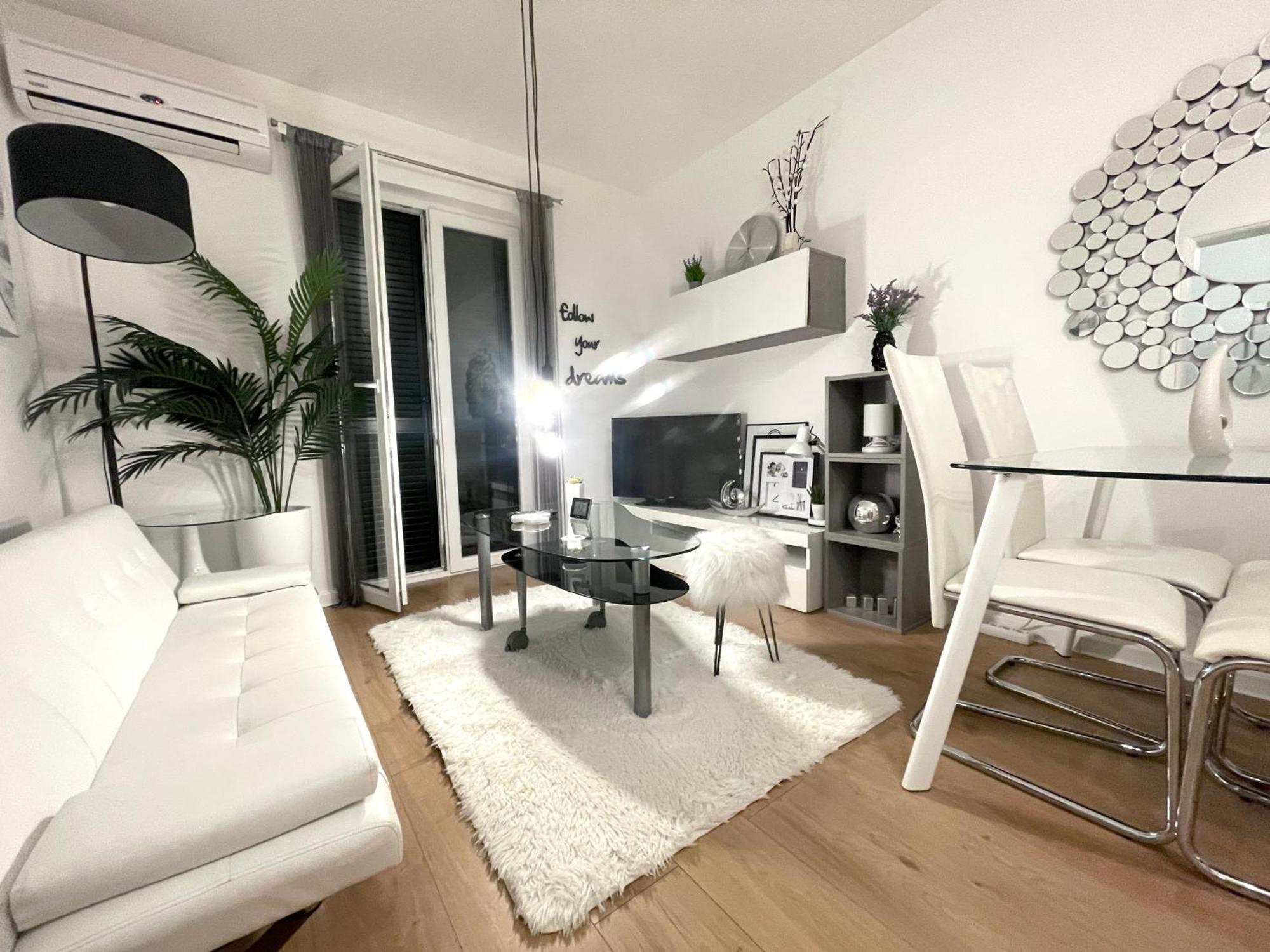 Apartment New Chic Supetar Buitenkant foto